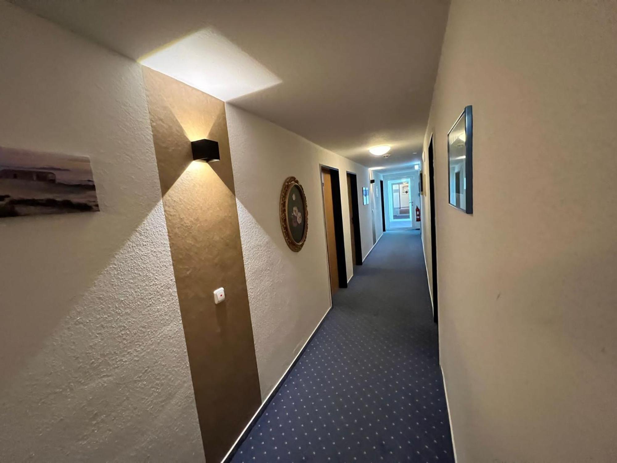 Hotel Am Klieversberg Волфсбург Екстериор снимка